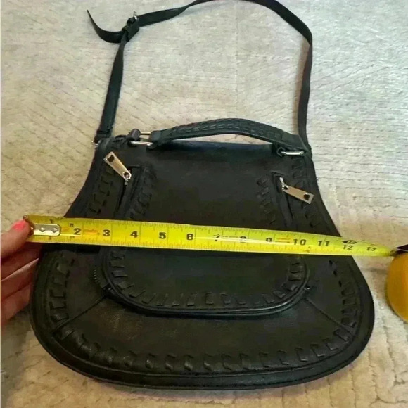 Beautiful black faux leather saddle purse with handle and strap - Picture 8 of 8